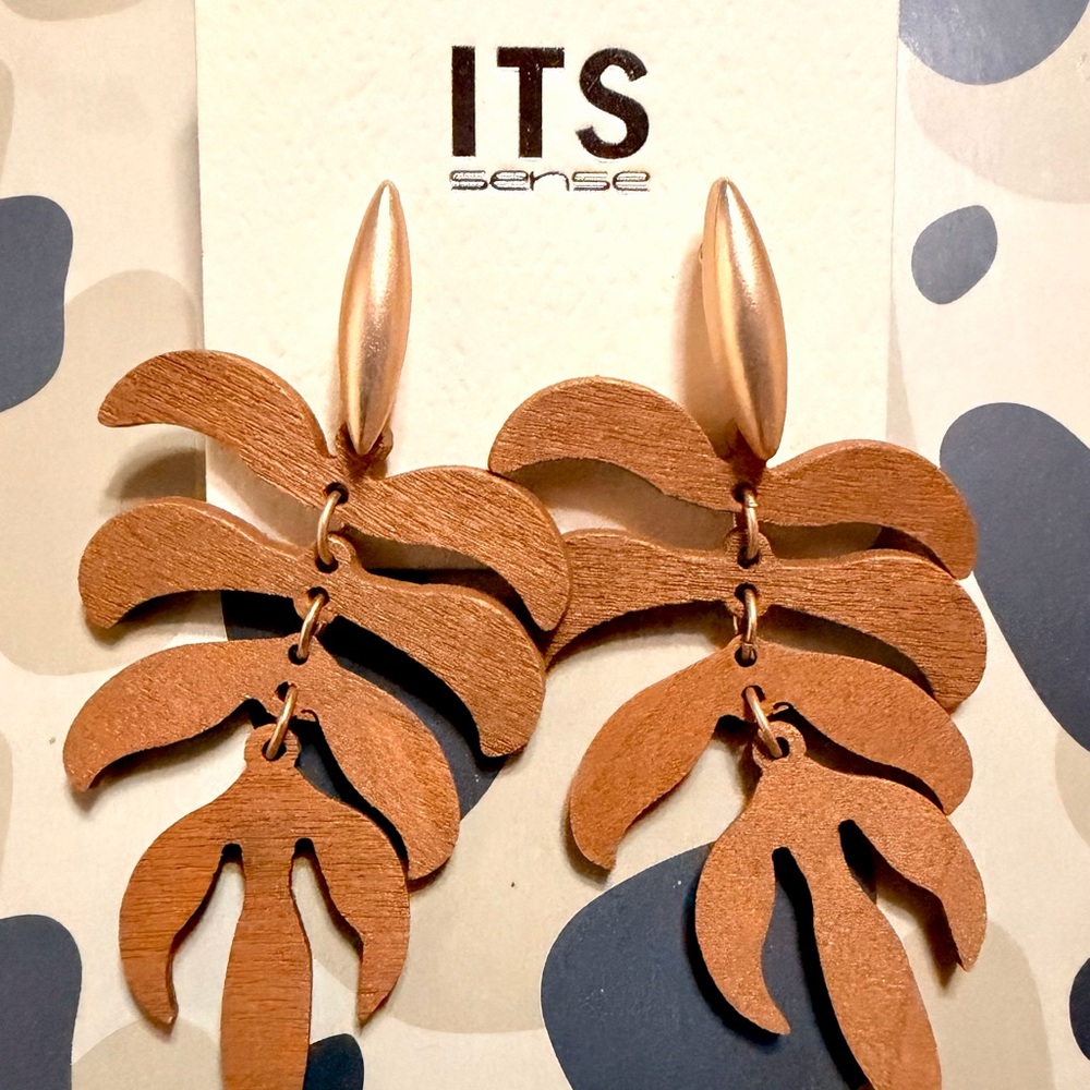 Gold Leaf Earrings